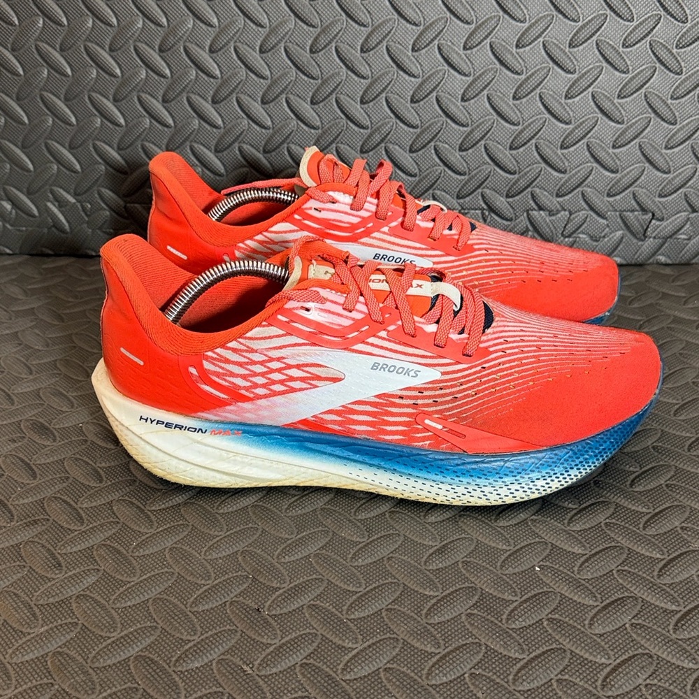 Brooks Hyperion Max Men’s Running Shoes Size 11 Cherry Tomato